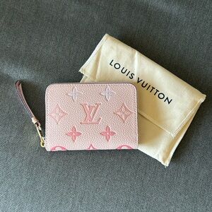 NWT Louis Vuitton Pool Collection Pink Zippy Coin Purse